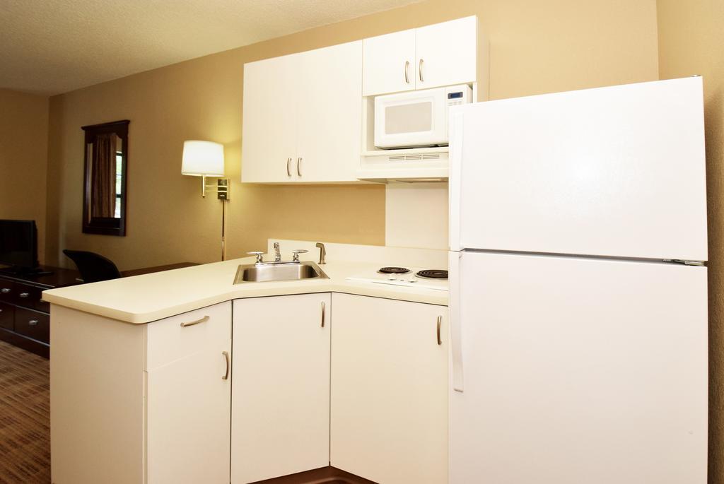 Extended Stay America Suites - Los Angeles - Torrance Harborgate Way Carson Exterior foto